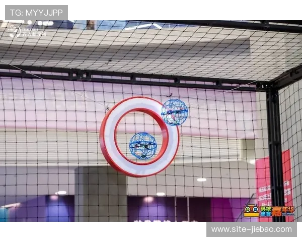 国际航联设定无人机足球新标准,上海方案推动科技体育生态闭环 国际航联设定无人机足球新标准,上海方案推动科技体育生态闭环